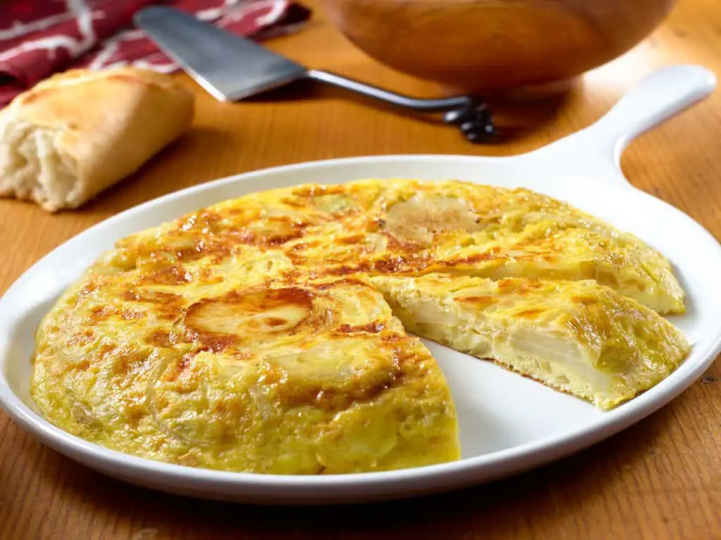Spanyol omlett: Más néven Tortilla Española