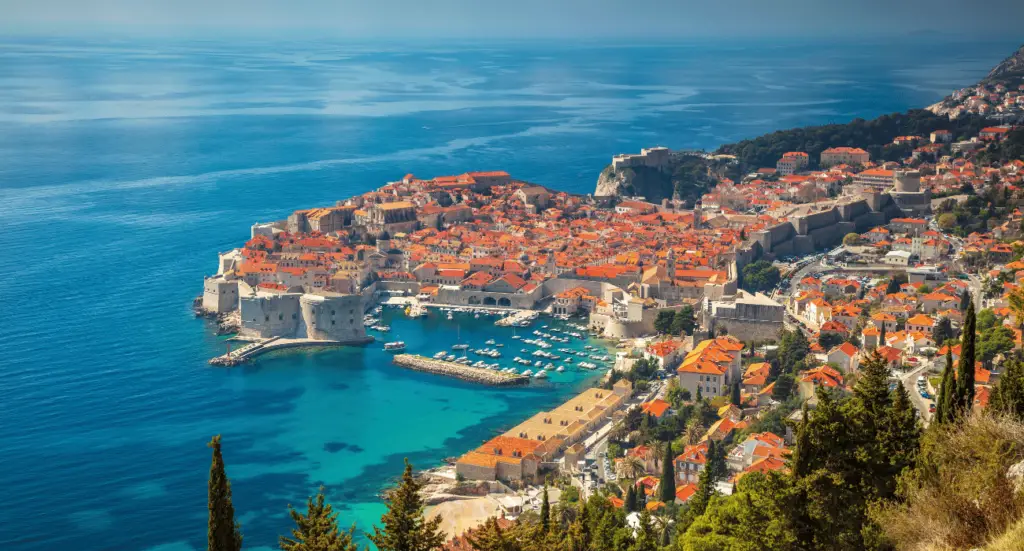 Dubrovnik tengerpart összel