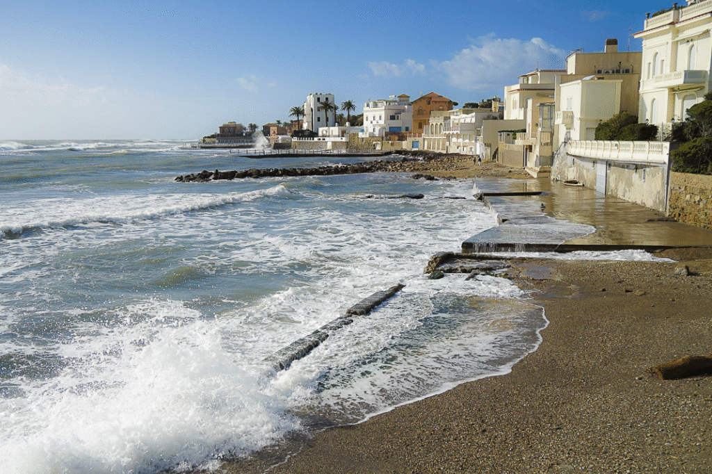 Santa Marinella öble, homokos parttal és nyugodt vízzel